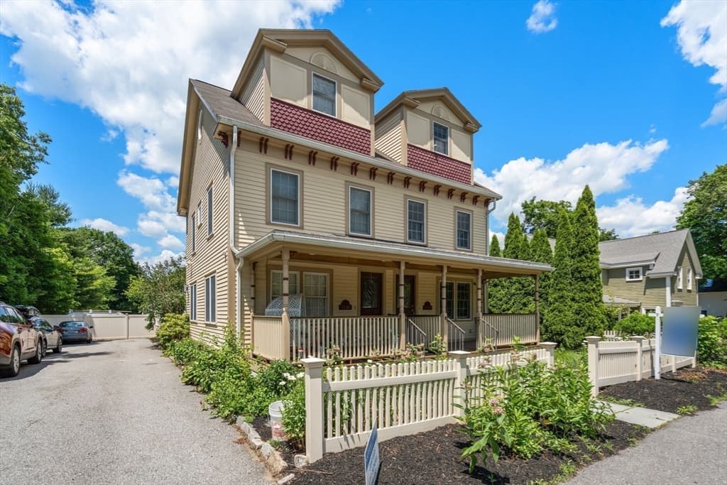 Single Family Residence at 1844 Main St, Concord MA 01742, Concord, photo 3 of 35
