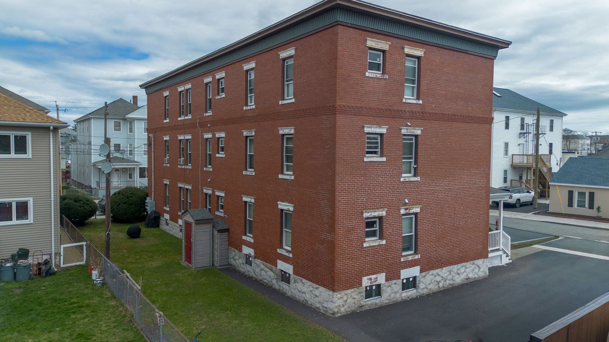 5-9 Family at 1153 1157 Slade, Fall River MA 02721, Fall River, photo 3 of 42