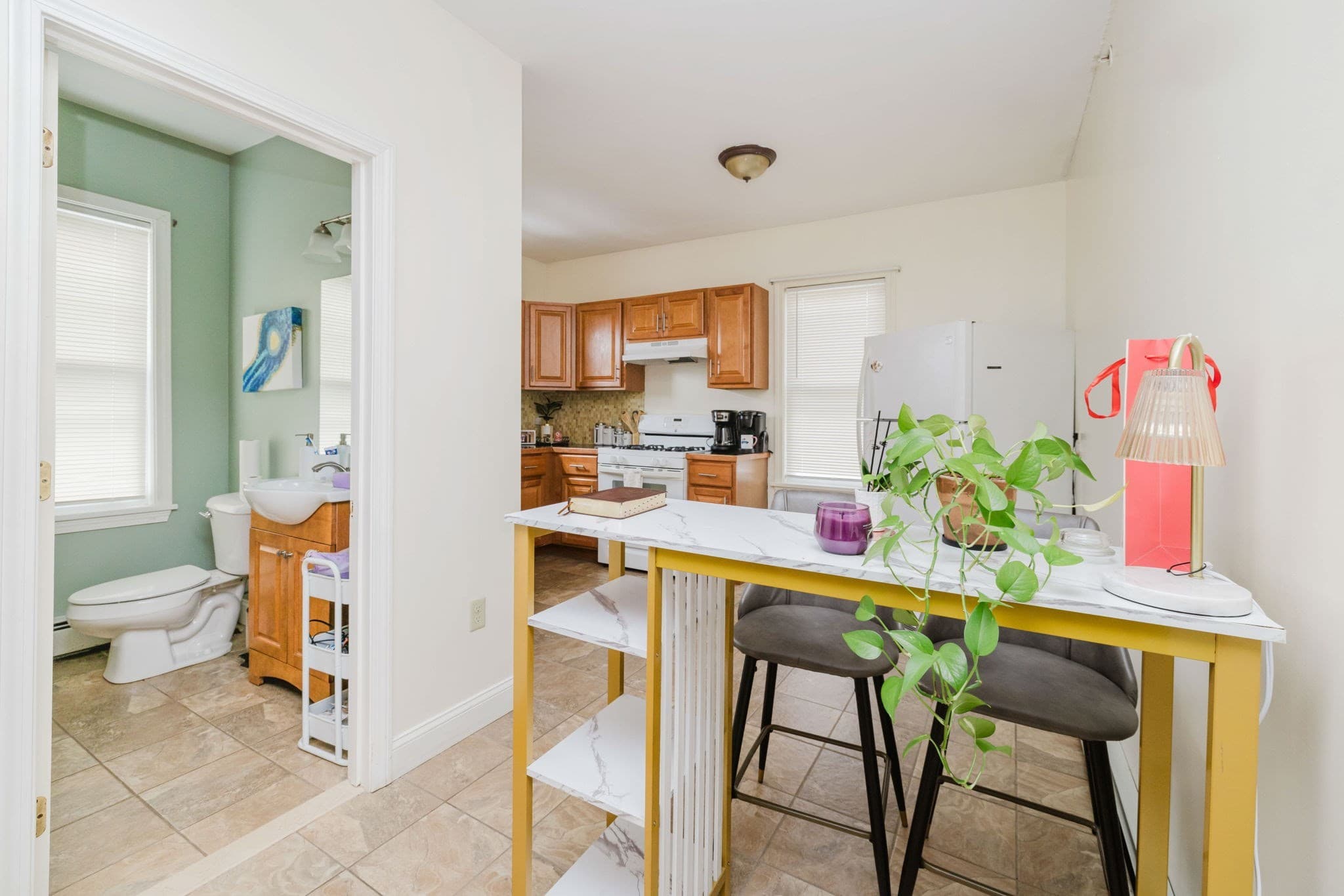 5-9 Family at 1153 1157 Slade, Fall River MA 02721, Fall River, photo 9 of 42