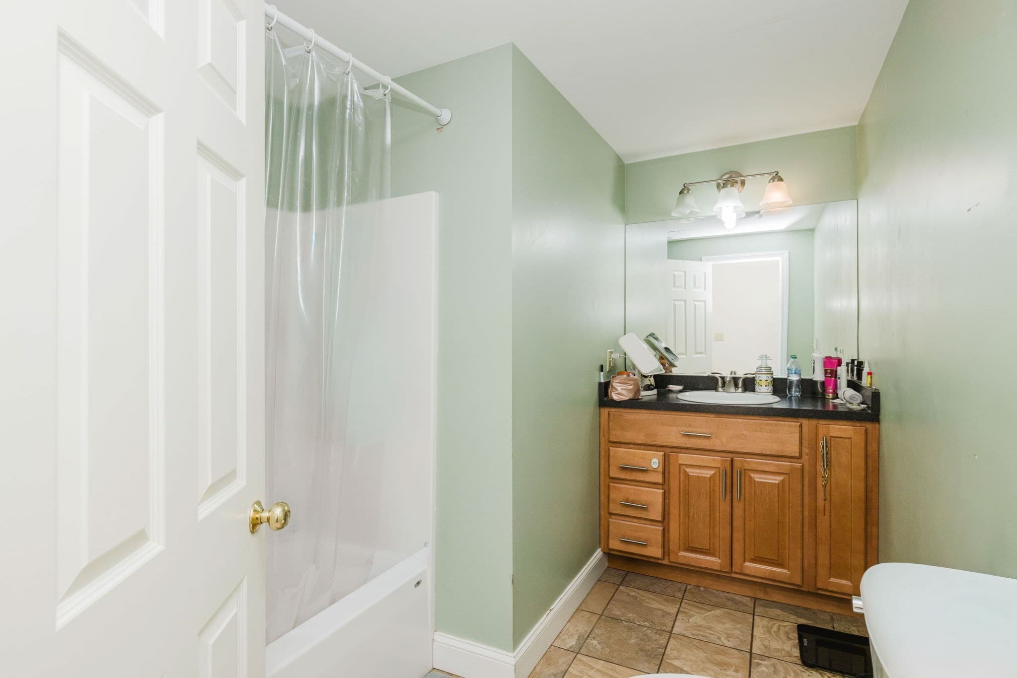5-9 Family at 1153 1157 Slade, Fall River MA 02721, Fall River, photo 30 of 42