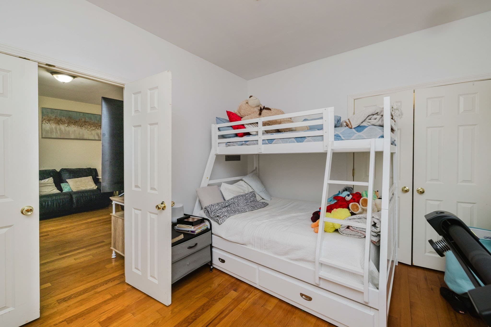 5-9 Family at 1153 1157 Slade, Fall River MA 02721, Fall River, photo 10 of 42
