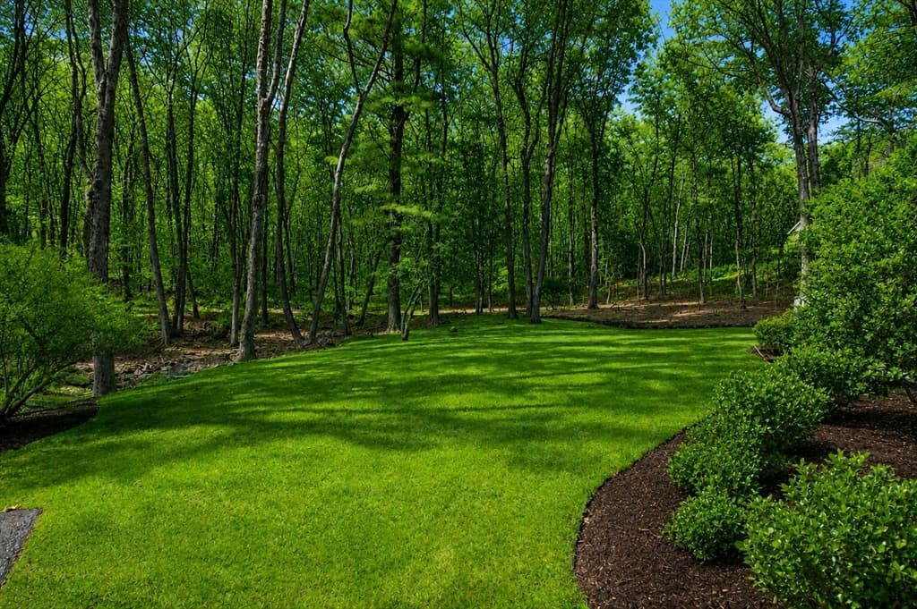 Single Family Residence at 172 Country Drive, Weston MA 02493, Weston, photo 2 of 39
