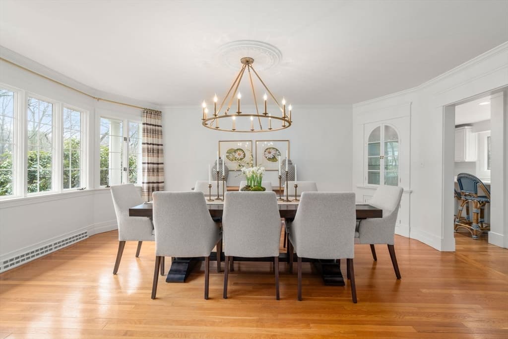 Single Family Residence at 172 Country Drive, Weston MA 02493, Weston, photo 3 of 39