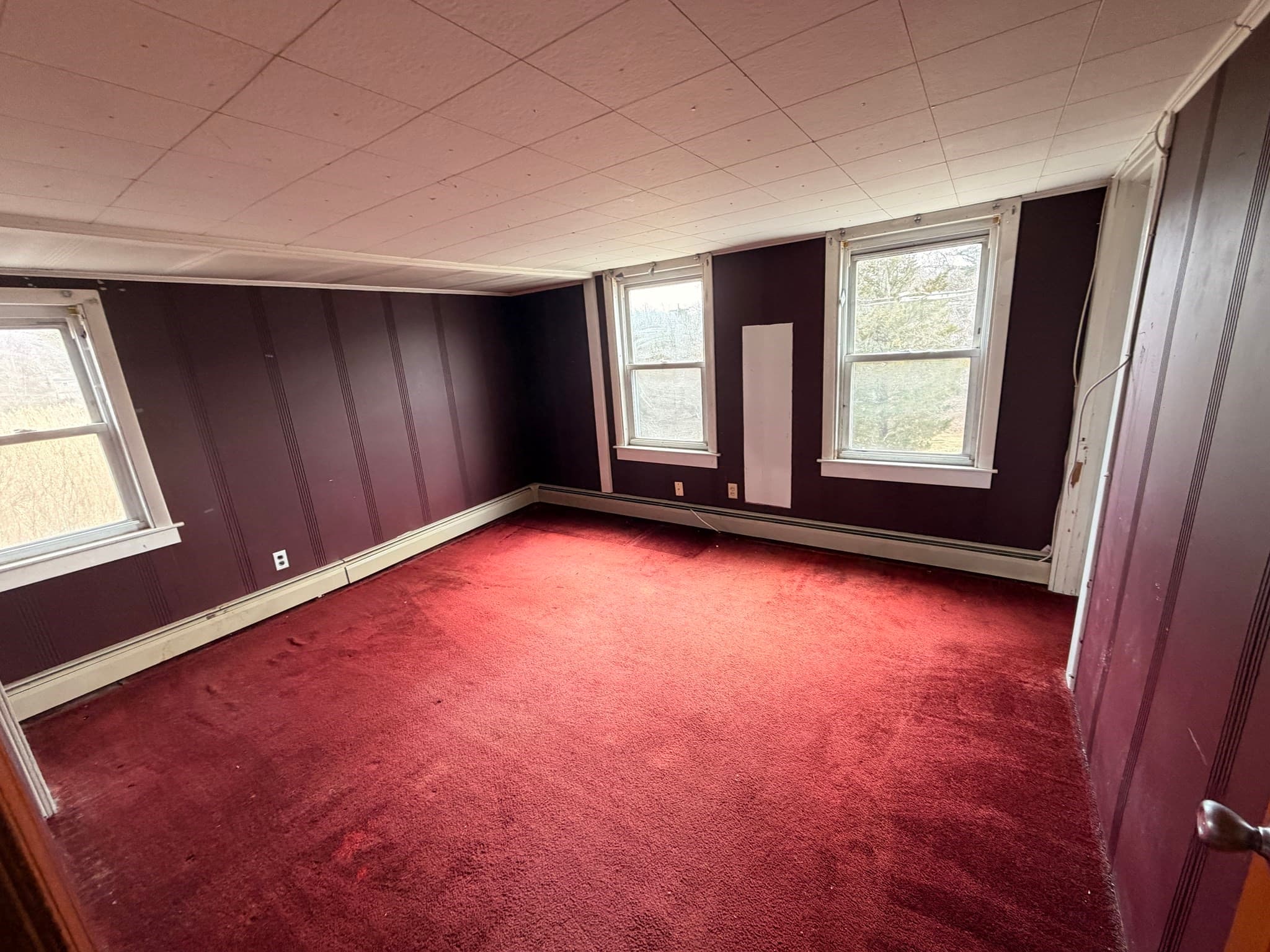 Single Family Residence at 33 Hayes Ave, Whitman MA 02382, Whitman, photo 12 of 17