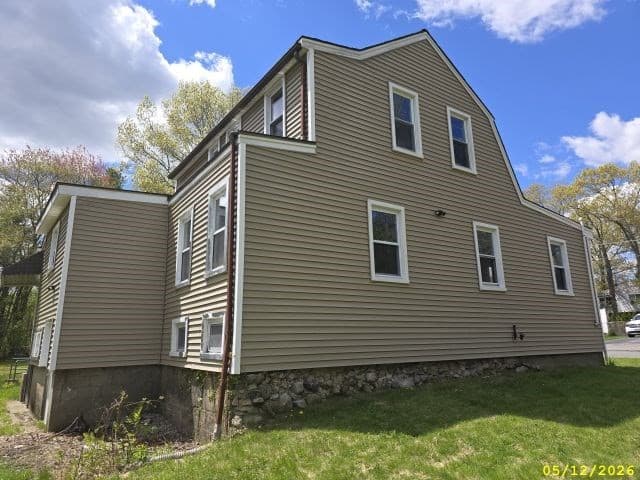 Single Family Residence at 33 Hayes Ave, Whitman MA 02382, Whitman, photo 4 of 17