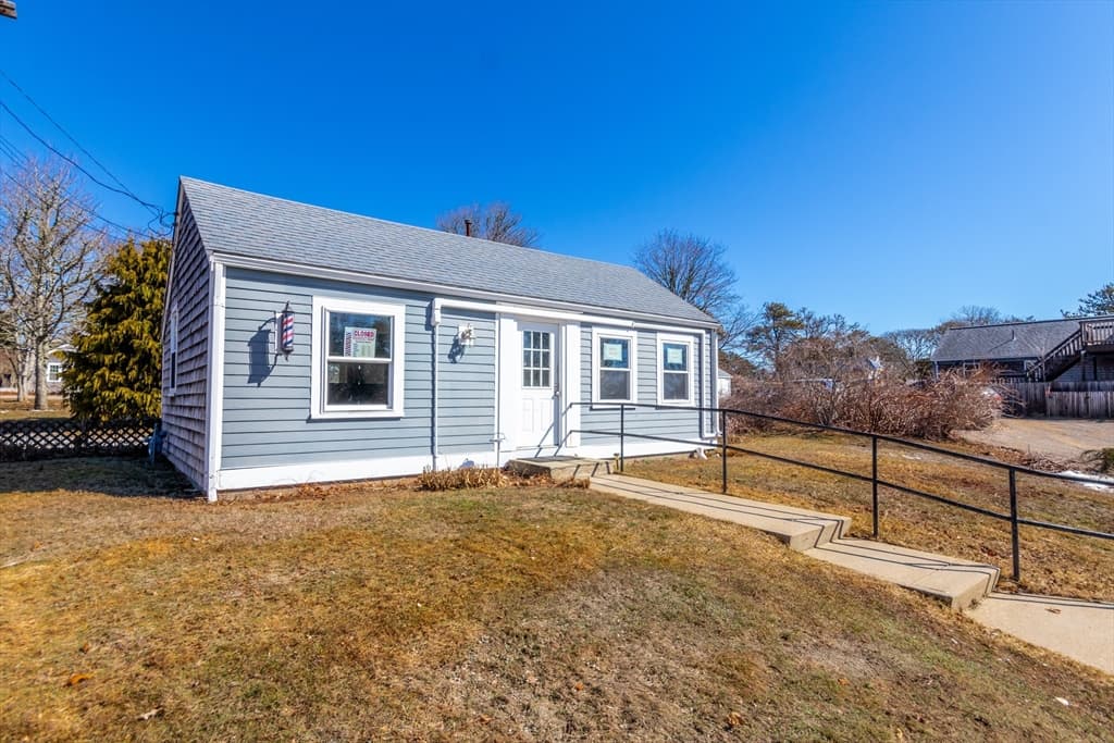 1772 Main St, Chatham MA 02633