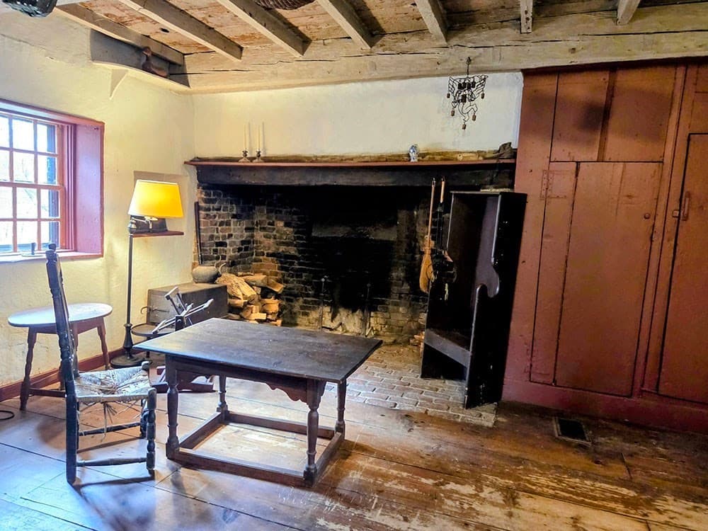 Single Family Residence at 790 E Broadway, Haverhill MA 01830, photo 11 of 31