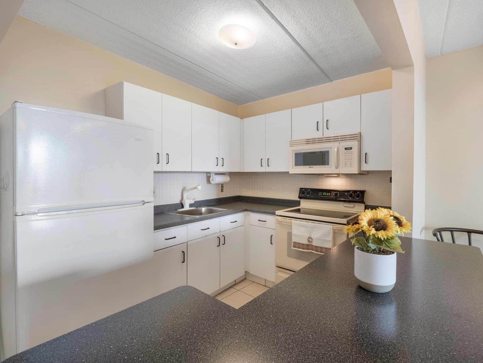 Condominium at 200 Swanton St # 717, Winchester MA 01890, Winchester, photo 9 of 30