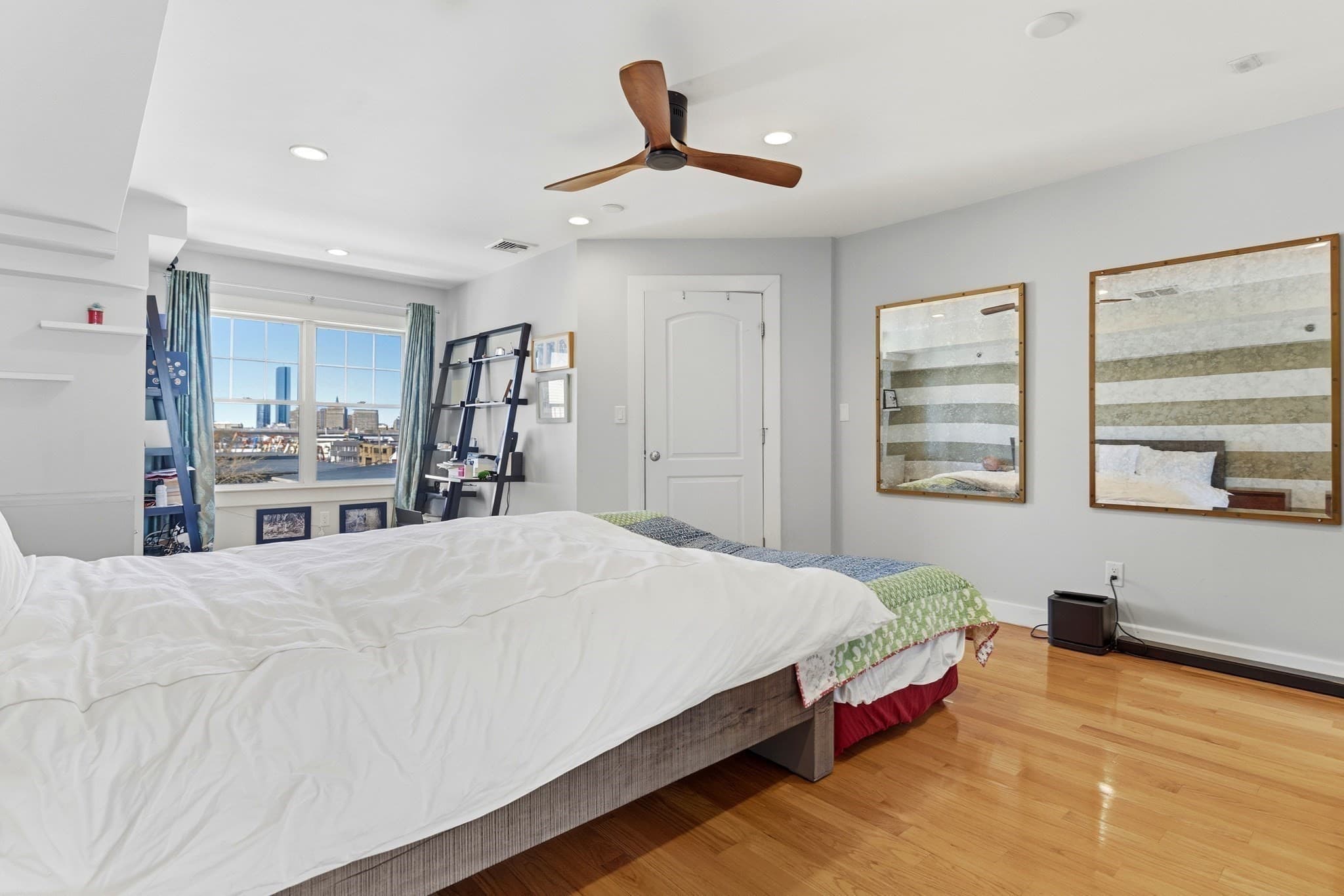 Condominium at 35 Middle St. # 4, Boston MA 02127, Boston, photo 12 of 18