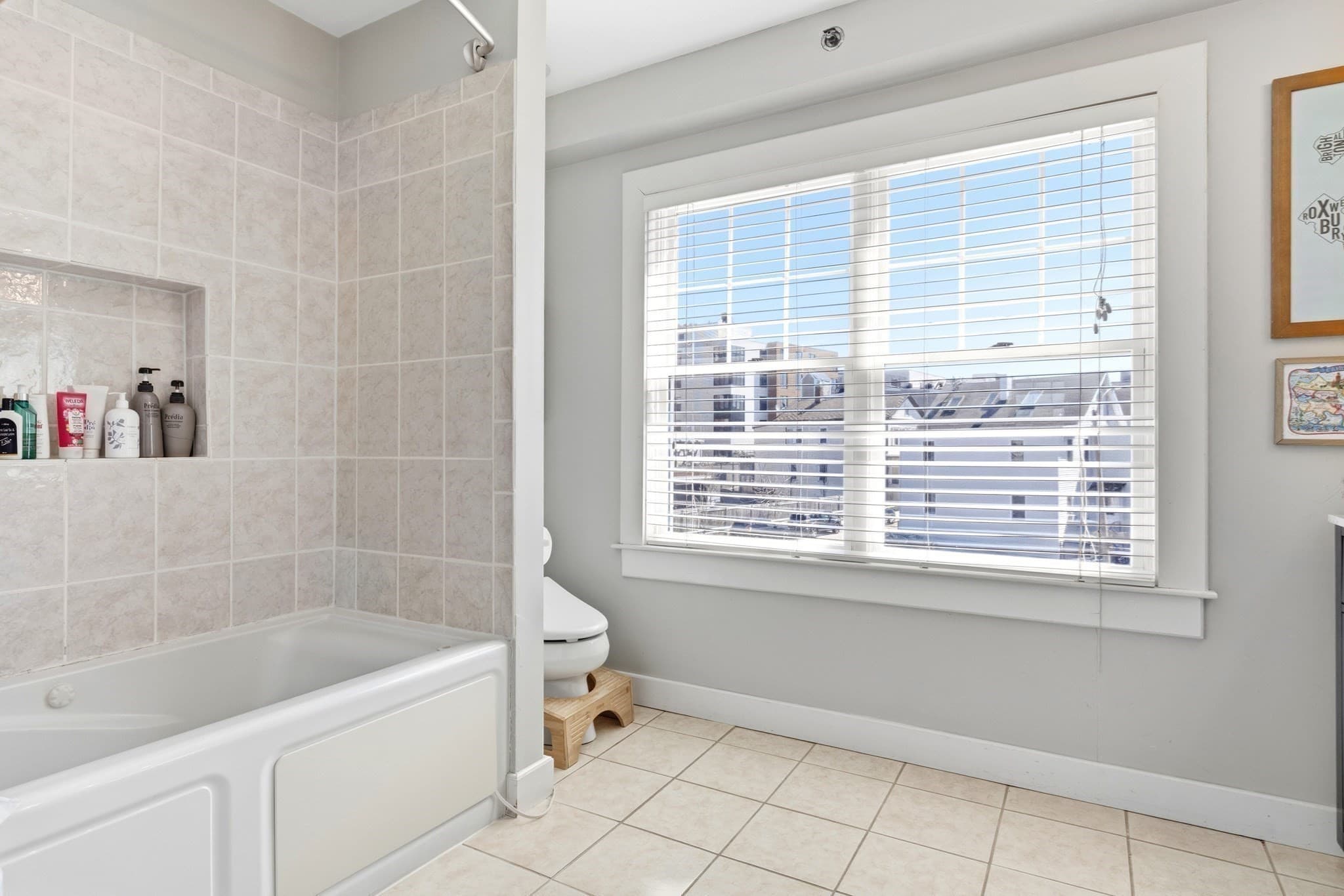 Condominium at 35 Middle St. # 4, Boston MA 02127, Boston, photo 14 of 18