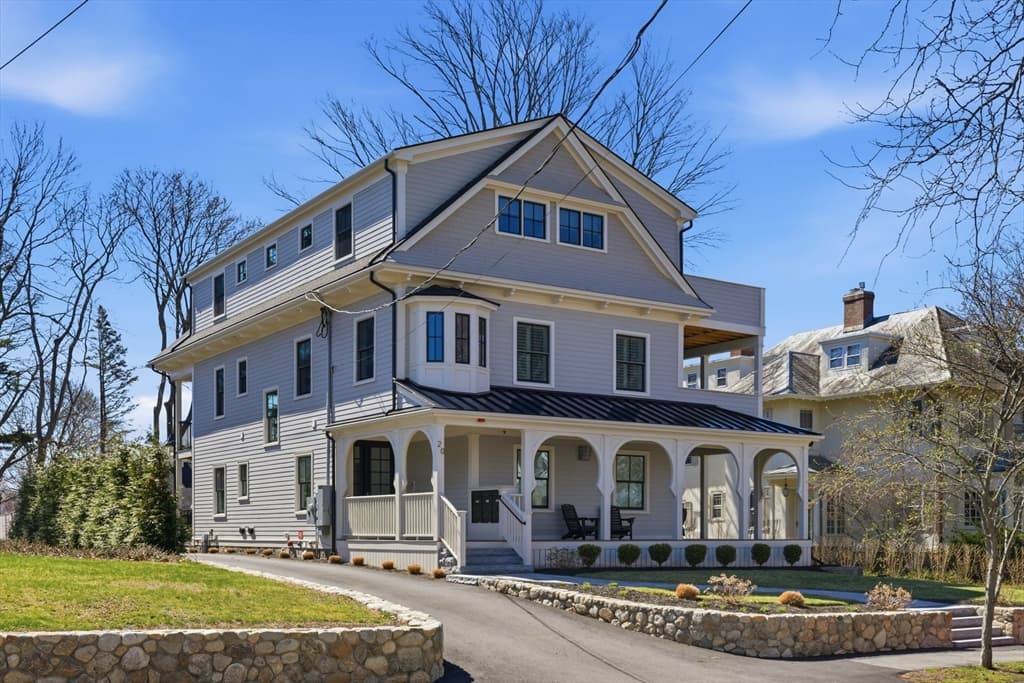 20 Lawrence # 2, Wakefield MA 01880