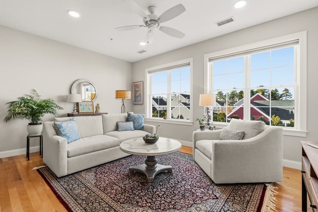 Condominium at 2 Mariners Way # 310, Plymouth MA 02360, photo 5 of 22