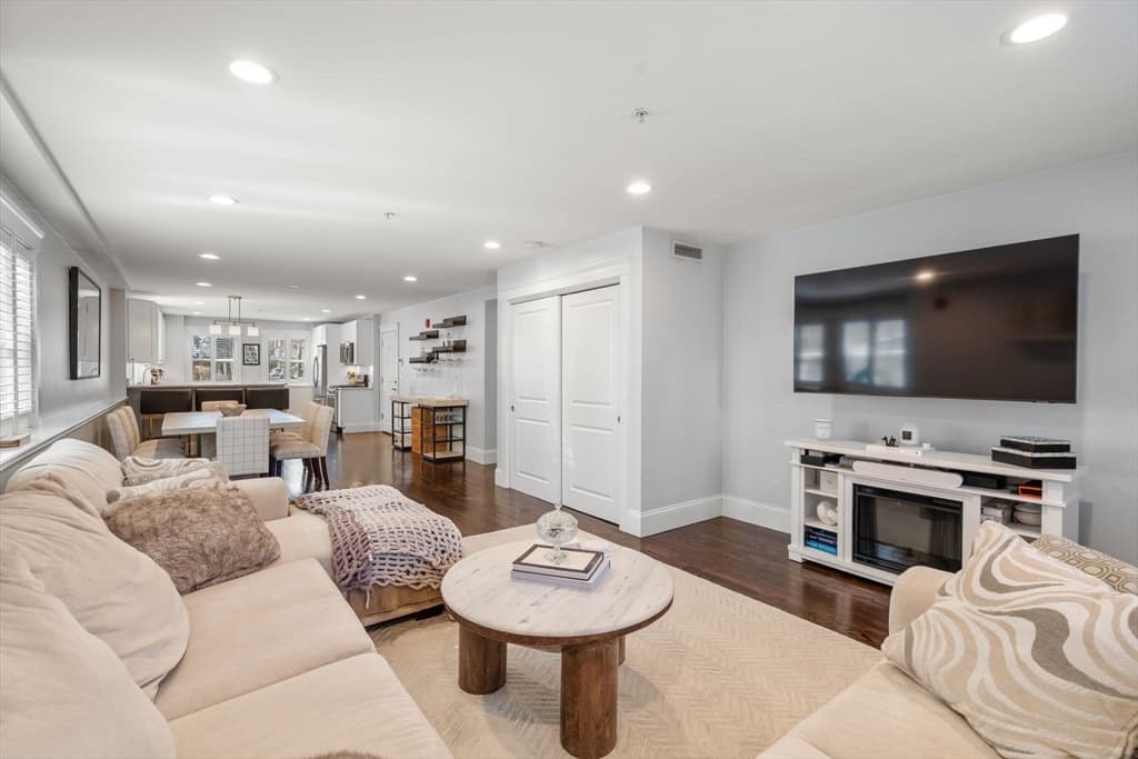Condominium at 244 Central Ave # 2, Medford MA 02155, photo 8 of 20