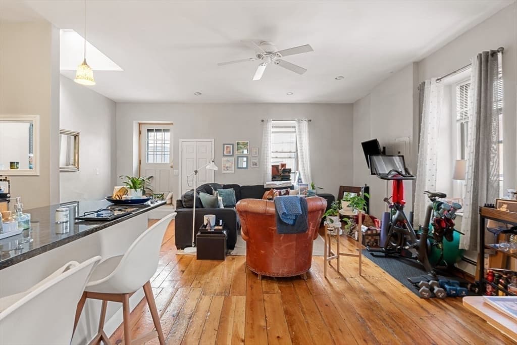 3 Family - 3 Units Up/Down at 124 F St, Boston MA 02127, Boston, photo 15 of 26