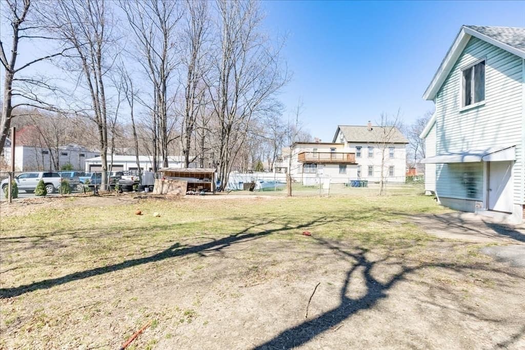 10 Green St, Leominster MA 01453 photo 27