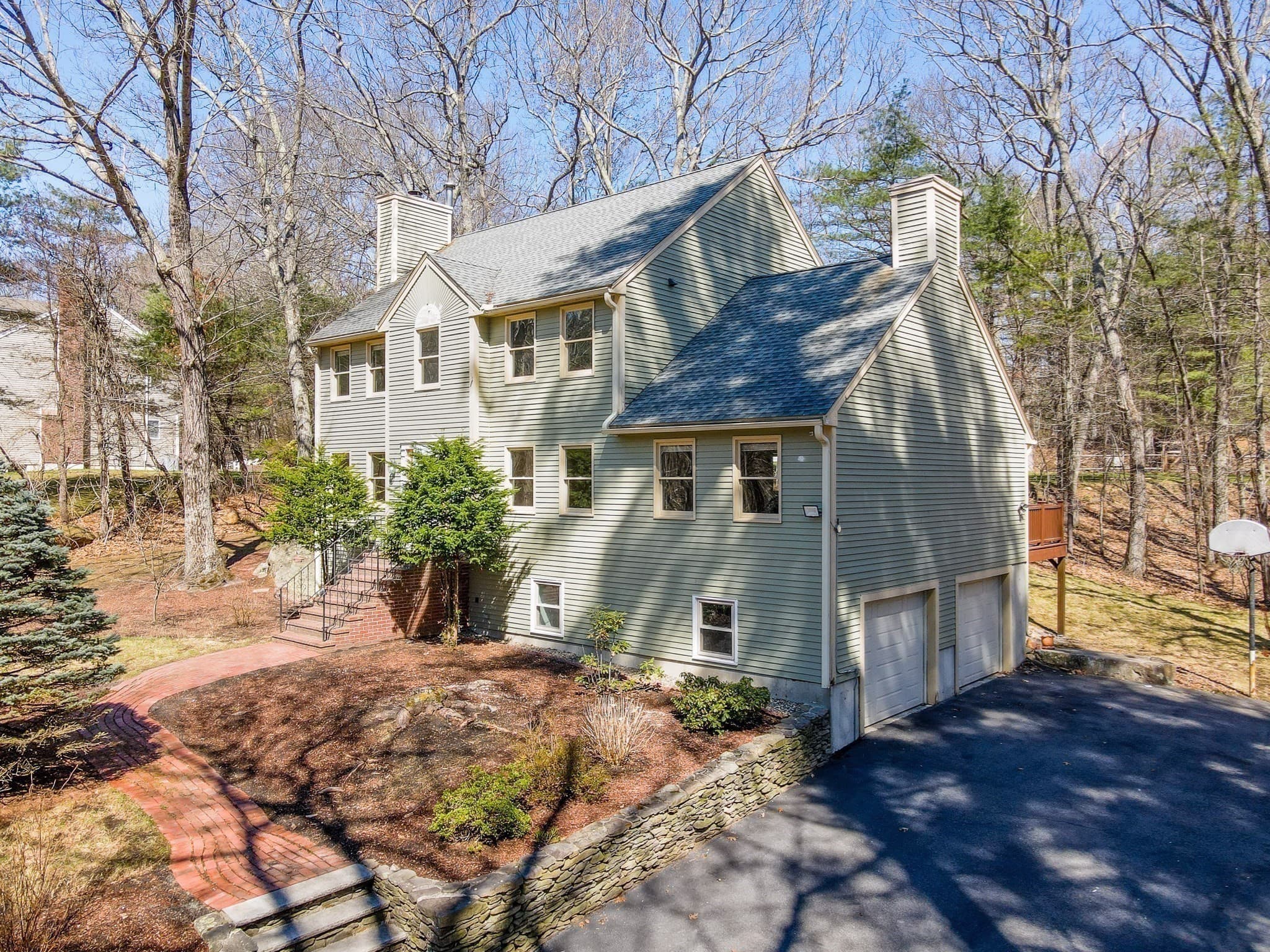 255 Hay Meadow Rd, North Andover MA 01845