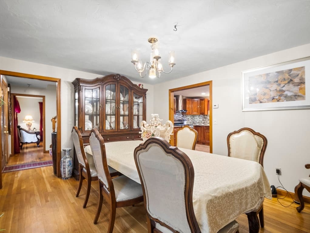 Single Family Residence at 611 Oxford Street South, Auburn MA 01501, Auburn, photo 13 of 42