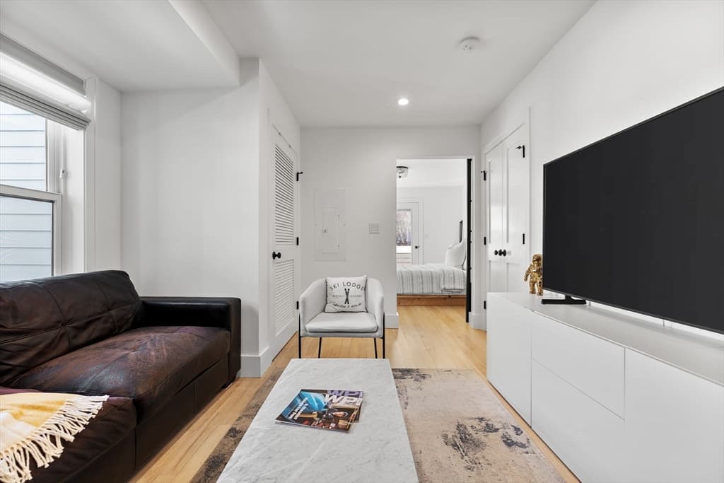 Condominium at 223 Saratoga Street # 202, Boston MA 02128, Boston, photo 5 of 18