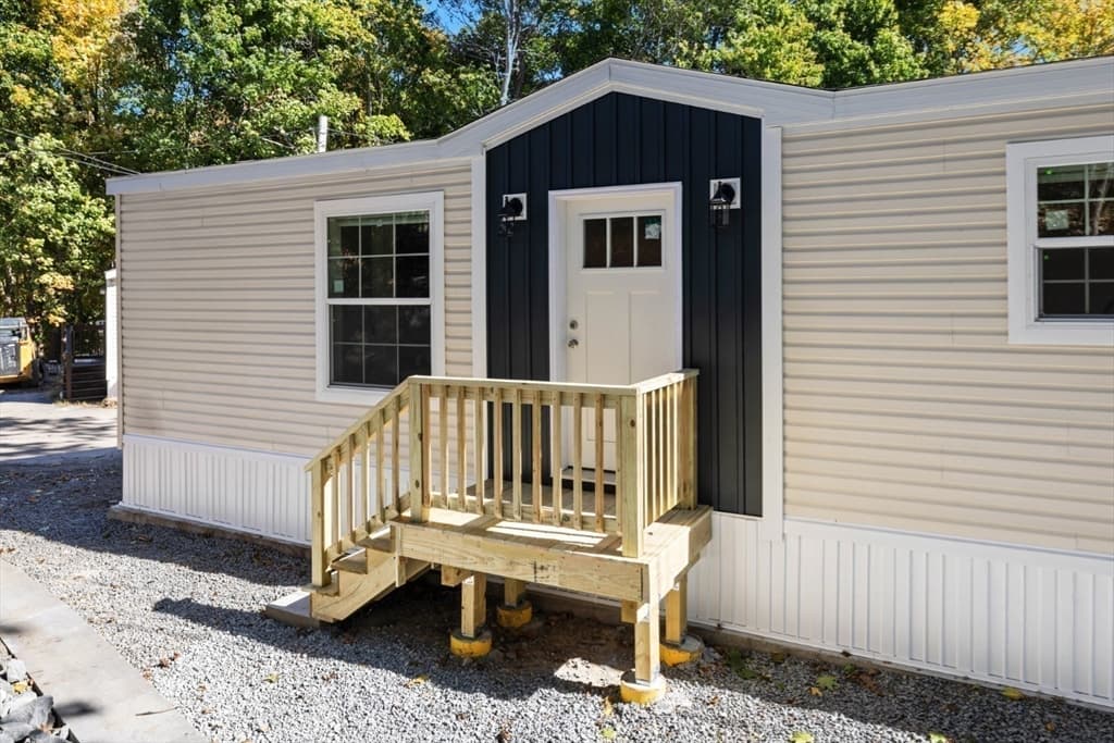 Mobile Home at 98 Newbury # 2B, Danvers MA 01923, Danvers, photo 15 of 42