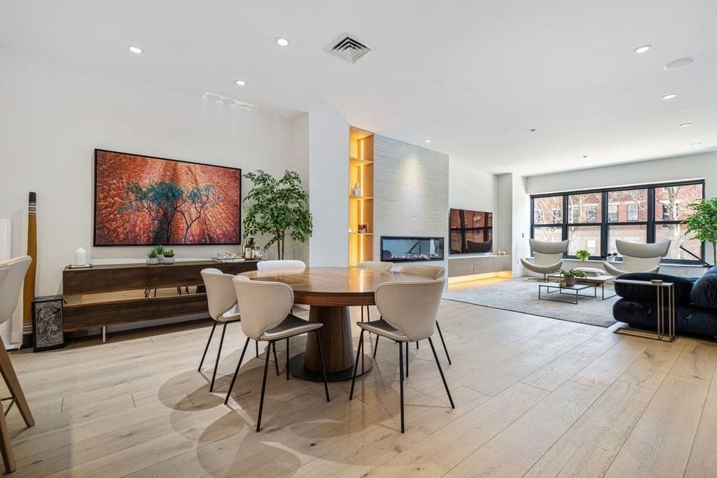 Condominium at 303 Columbus Avenue # 306, Boston MA 02116, photo 3 of 22