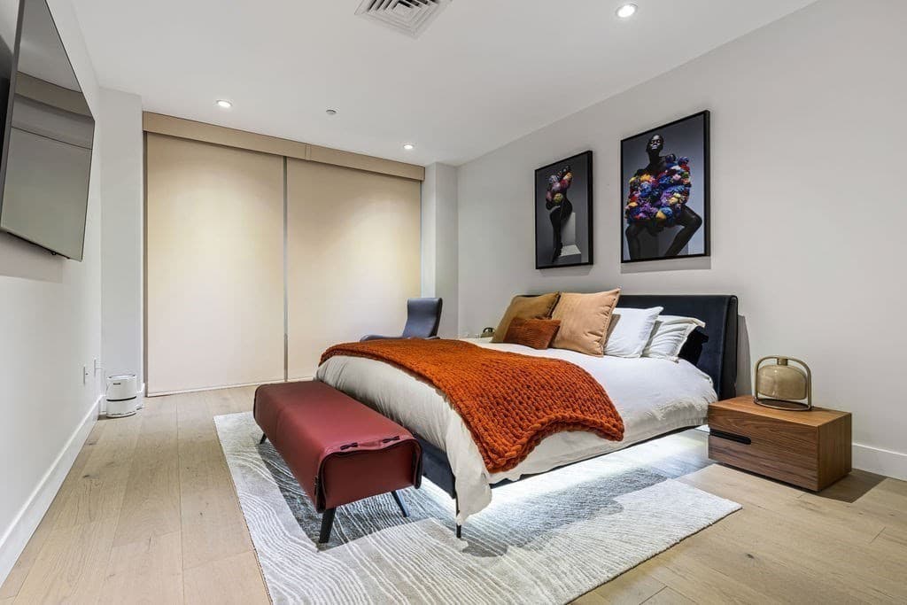 Condominium at 303 Columbus Avenue # 306, Boston MA 02116, photo 14 of 22