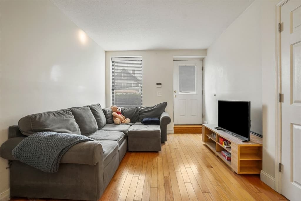 Condominium at 841 Parker St # 101, Boston MA 02120, photo 7 of 19