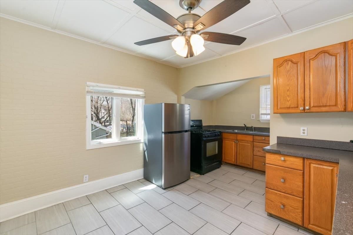 2 Family - 2 Units Up/Down at 293 Albion St, Wakefield MA 01880, Wakefield, photo 23 of 42