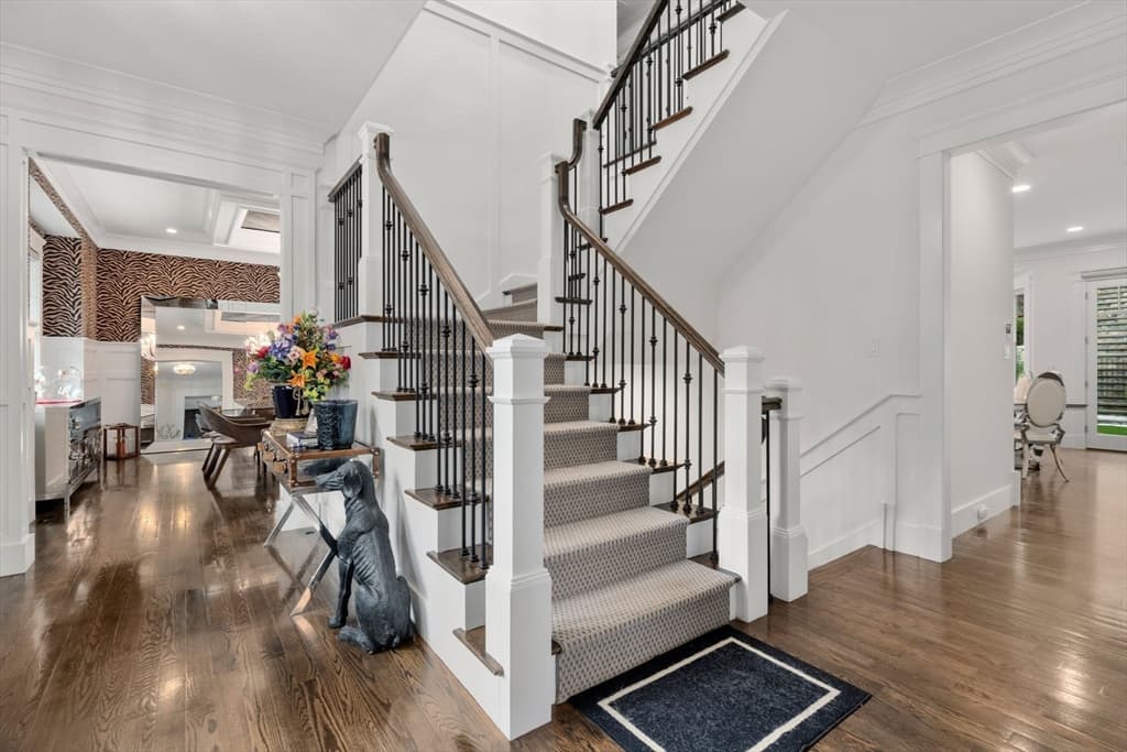 136 Beaumont Ave, Newton MA 02460 photo 17
