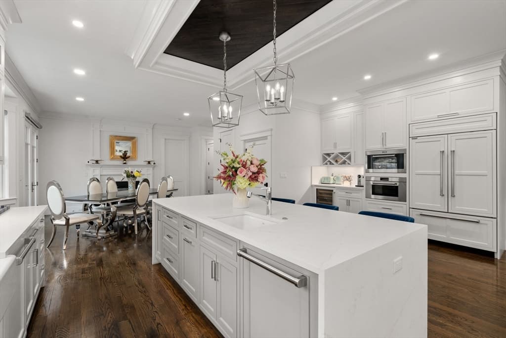 136 Beaumont Ave, Newton MA 02460 photo 8