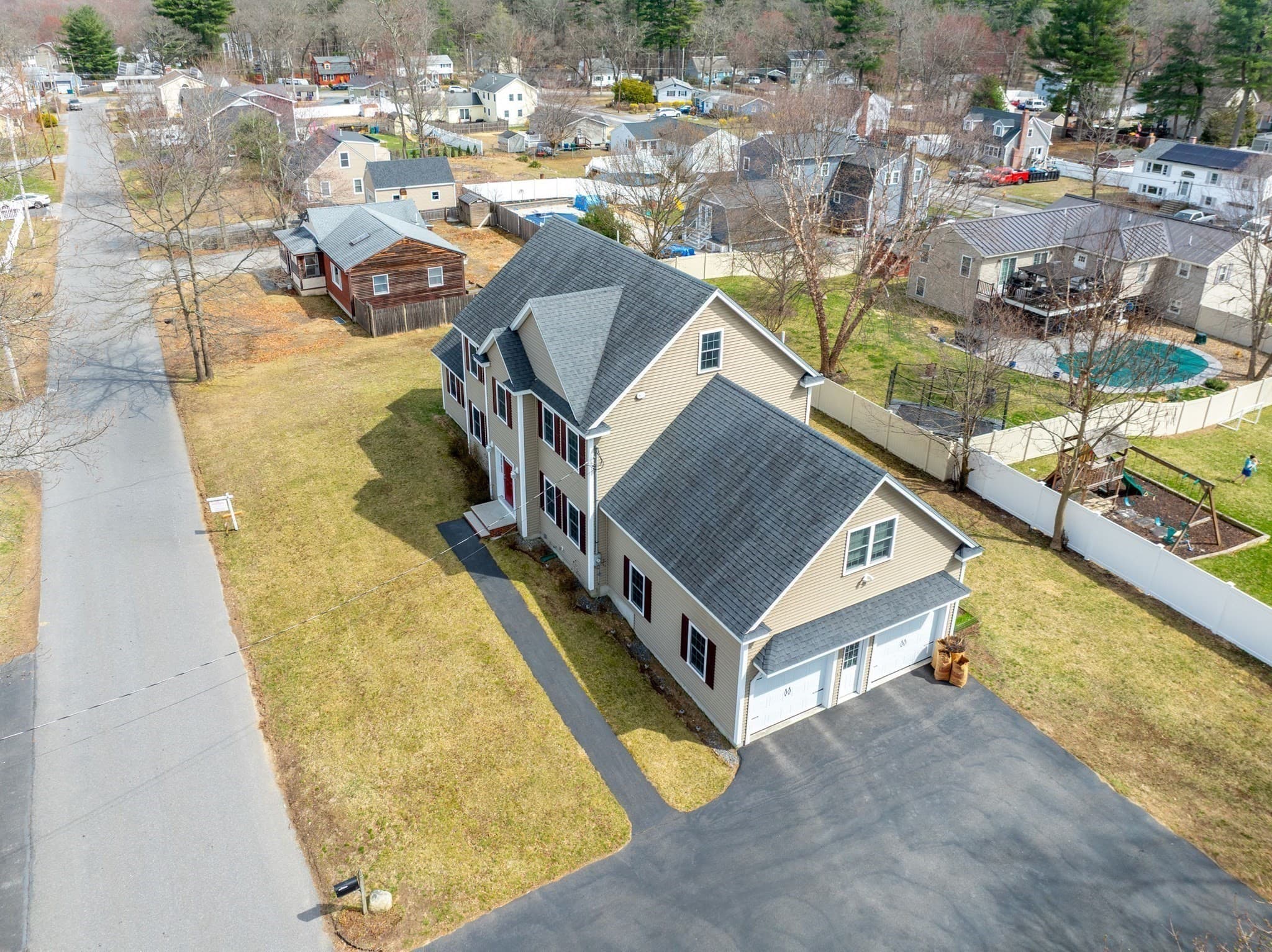 Single Family Residence at 28 Woodlawn Ave, Billerica MA 01821, photo 29 of 30