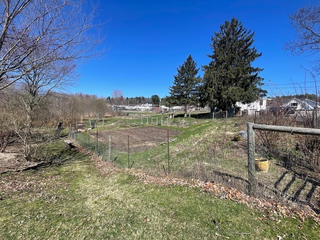 360 W. Central Street, Franklin MA 02038 photo 5