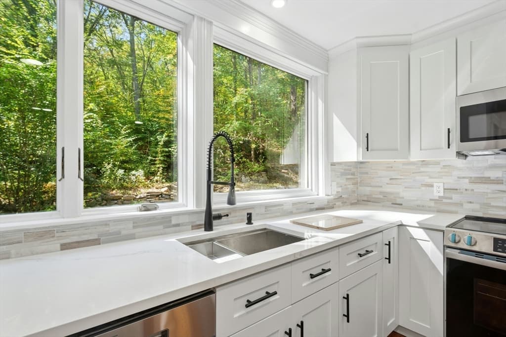 Single Family Residence at 184 Old Bolton Rd, Stow MA 01775, Stow, photo 3 of 39