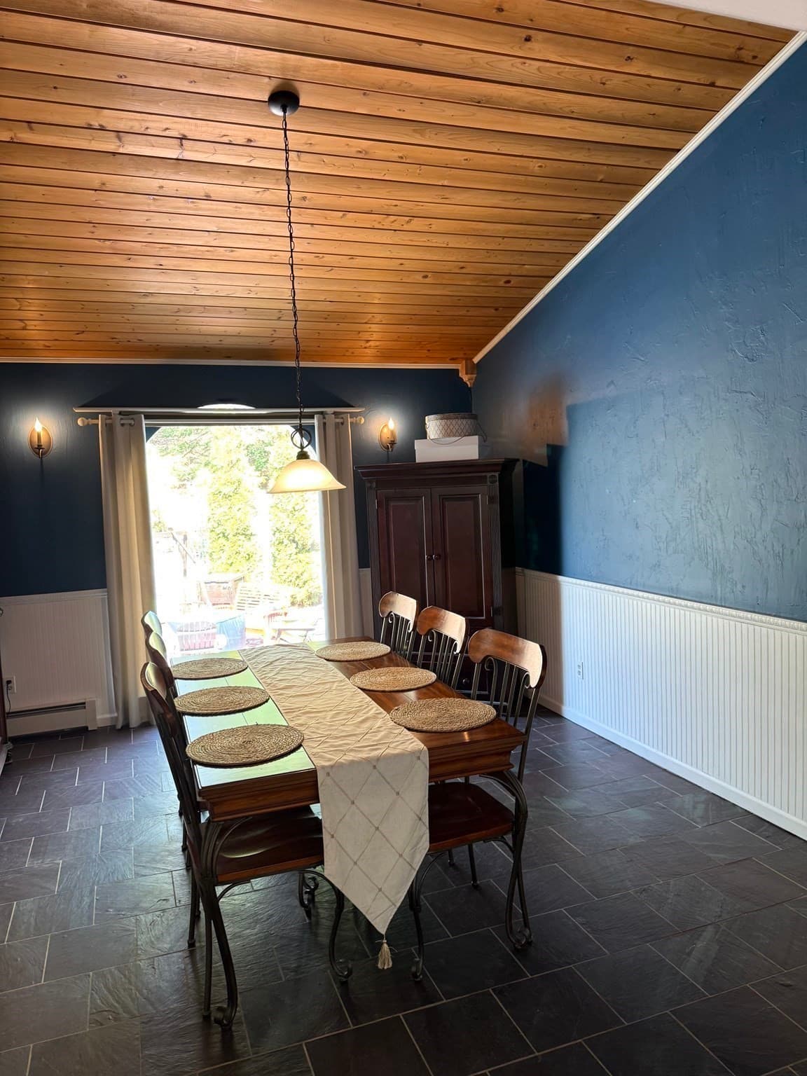 Single Family Residence at 1511 Dunhamtown Brimfield Rd, Brimfield MA 01010, Brimfield, photo 11 of 42
