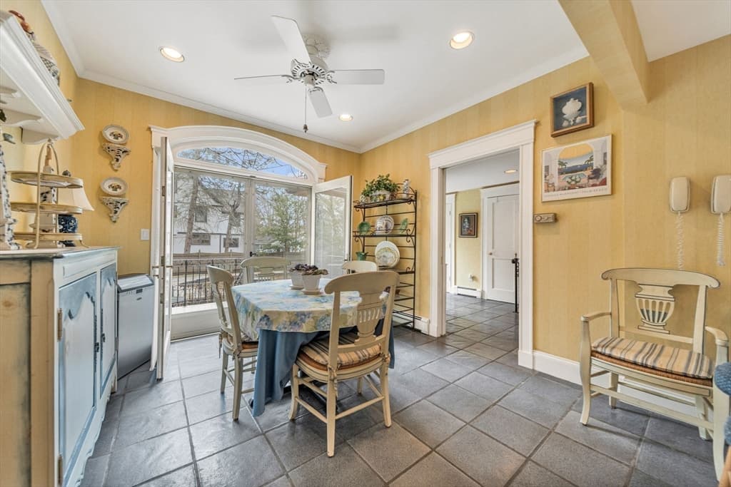 131 Fair Oaks Park, Needham MA 02492 photo 20