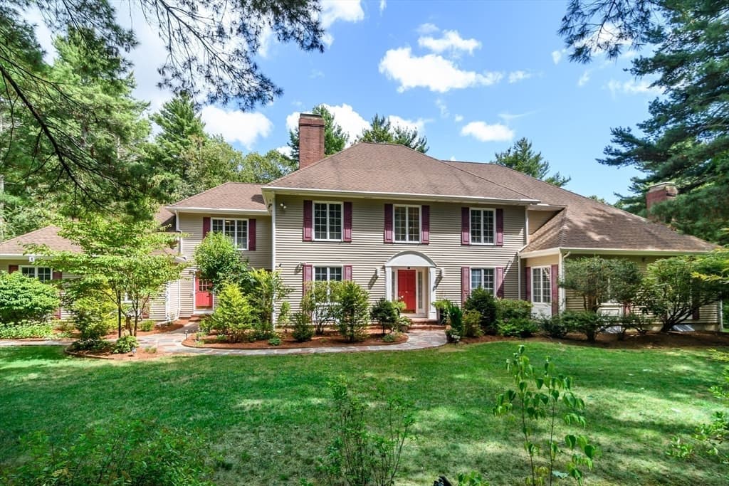 Single Family Residence at 40 Grand Hill Dr, Dover MA 02030, Dover, photo 3 of 29