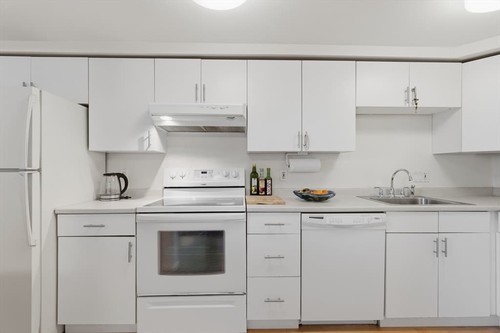 Condominium at 200 Market Street # 306, Lowell MA 01852, photo 10 of 23
