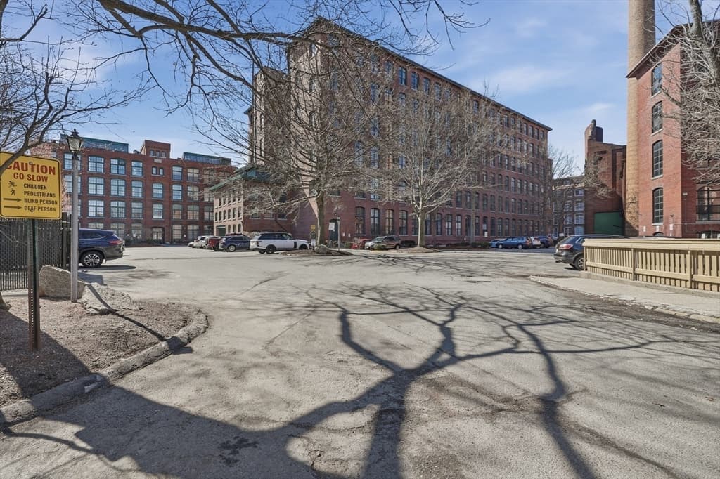 Condominium at 200 Market Street # 306, Lowell MA 01852, photo 21 of 23