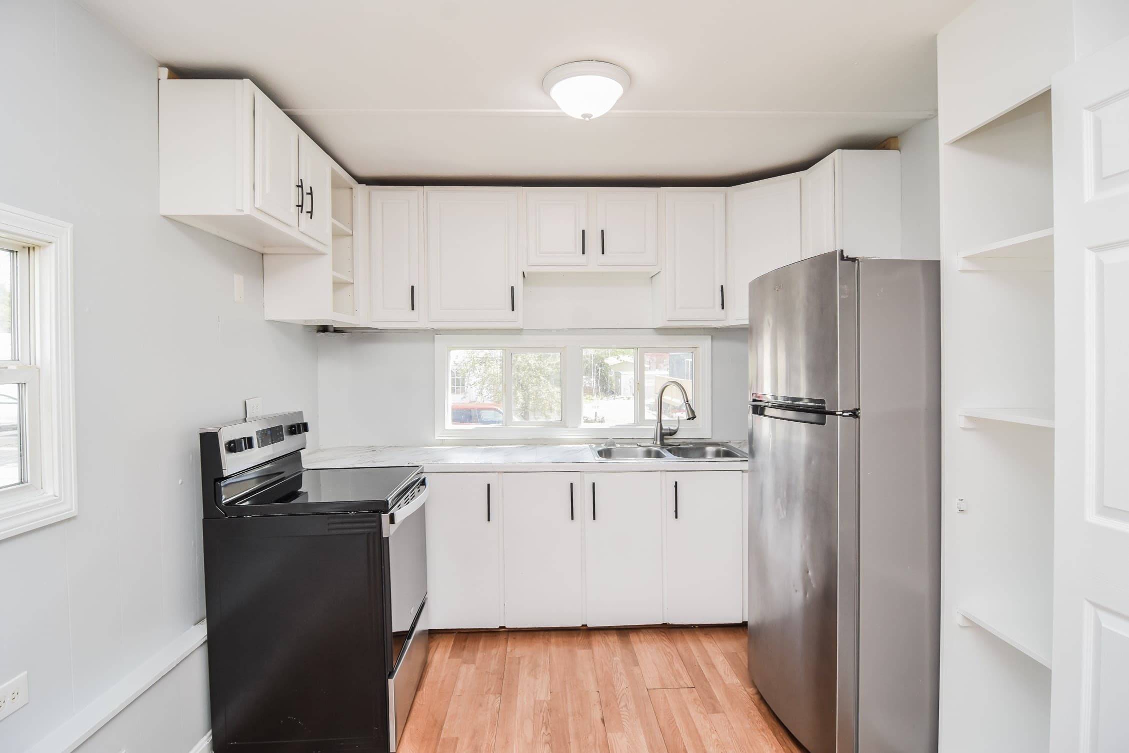 Mobile Home at 181 Boston Post Road E # 49, Marlborough MA 01752, Marlborough, photo 7 of 31