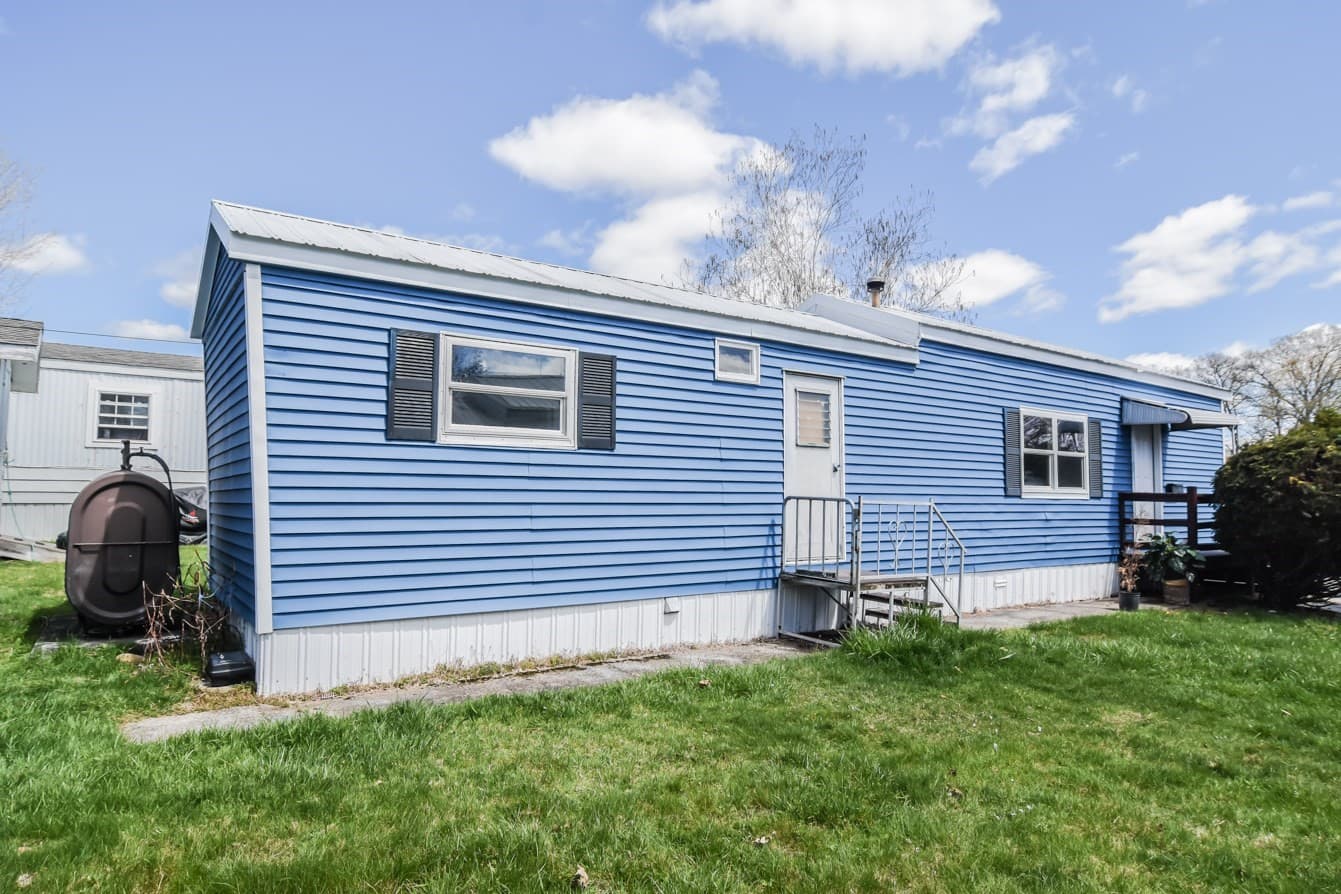 Mobile Home at 181 Boston Post Road E # 49, Marlborough MA 01752, Marlborough, photo 4 of 31