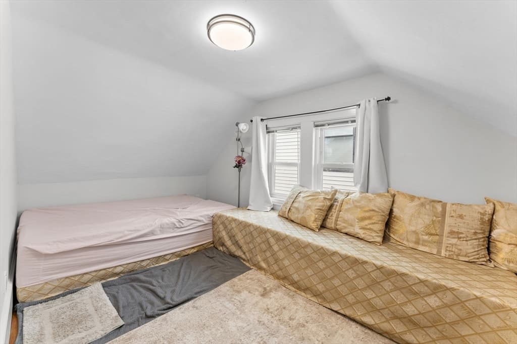 Condominium at 71 Wellington Ave # 2, Everett MA 02149, Everett, photo 17 of 27
