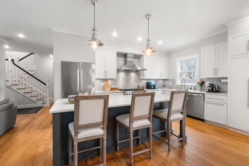 Single Family Residence at 75 Auburn St, Newton MA 02466, photo 7 of 34
