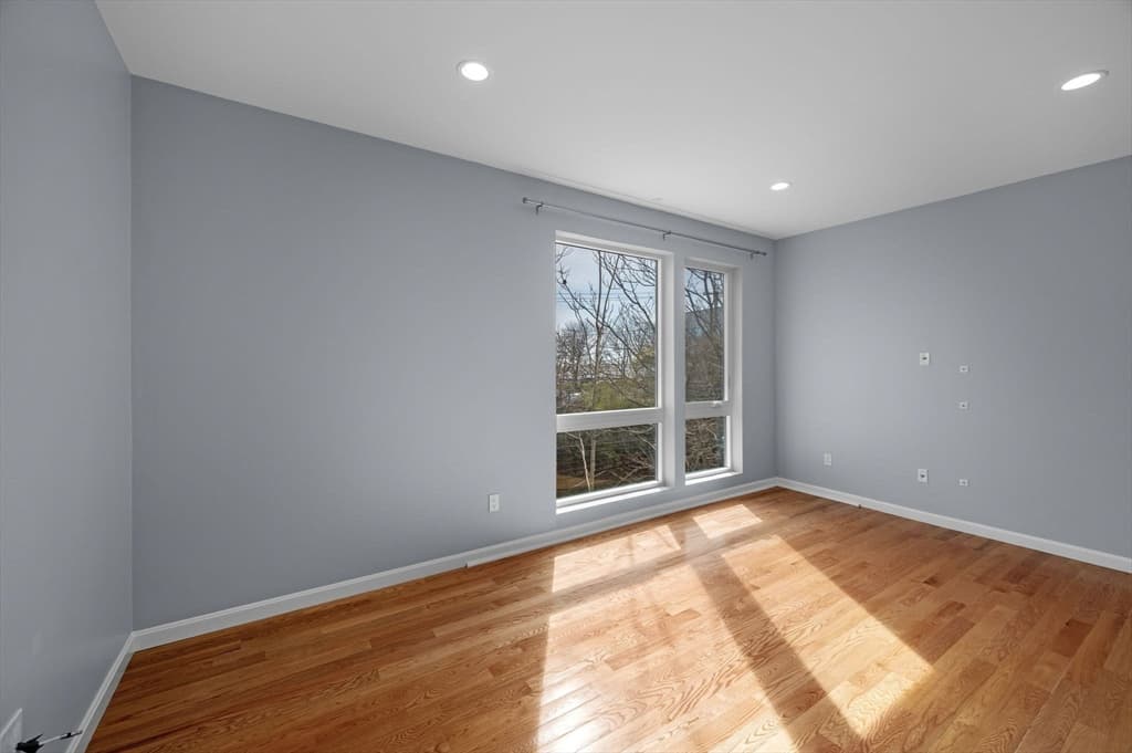 Condominium at 172 Kimball Ave # 2B, Revere MA 02151, photo 12 of 36