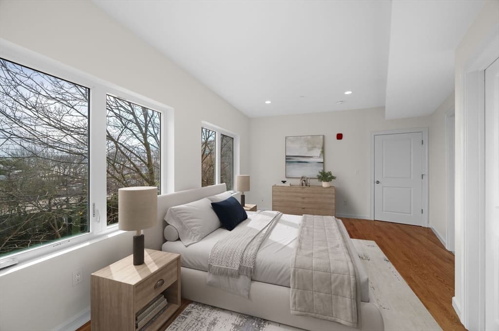 Condominium at 172 Kimball Ave # 2B, Revere MA 02151, photo 15 of 36