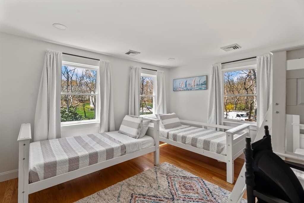 Single Family Residence at 105 Whalers Walk, Edgartown MA 02539, photo 24 of 28