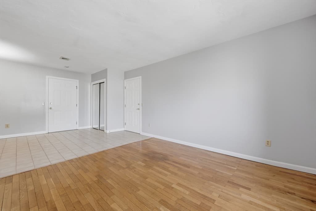 21 Middlesex Avenue # 305, Worcester MA 01604 photo 5