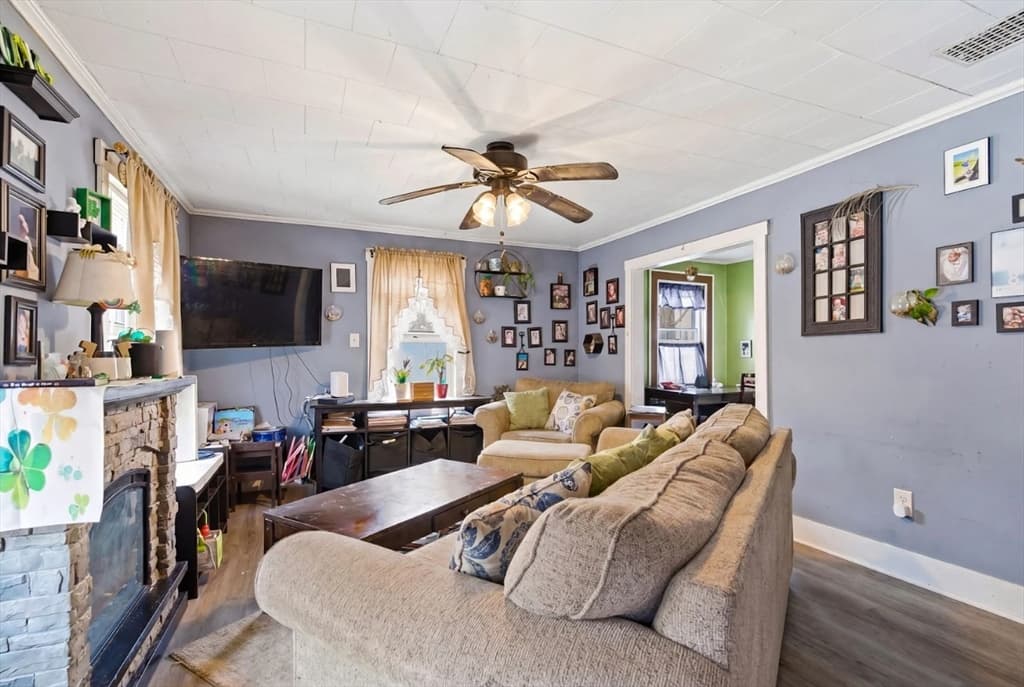 Single Family Residence at 13 Keyes St, Warren MA 01083, Warren, photo 4 of 16