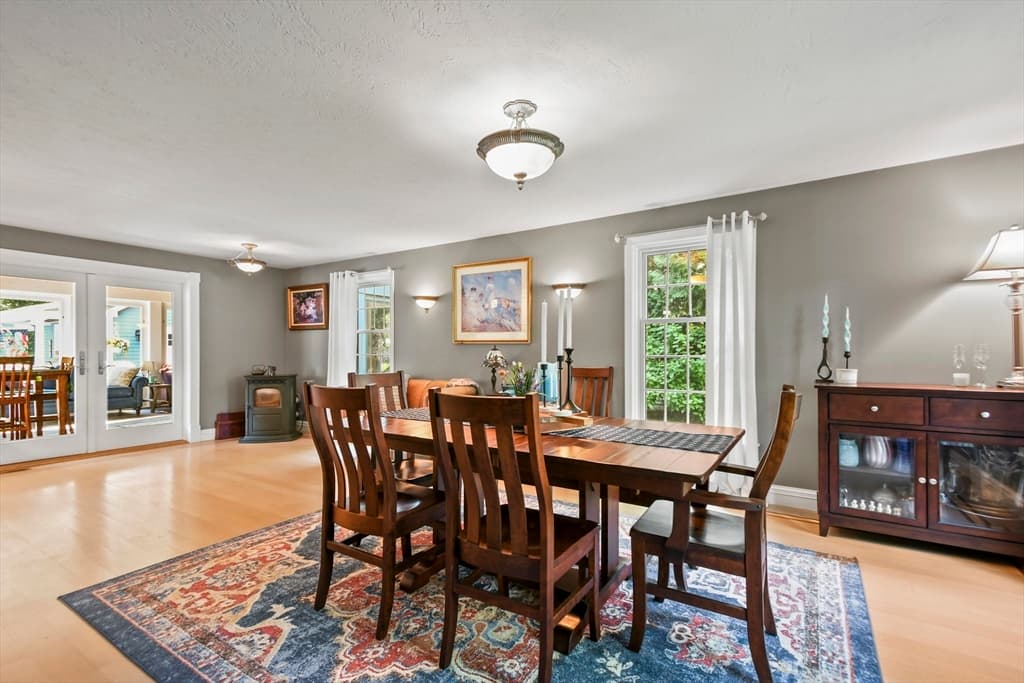 Single Family Residence at 145 Stonehill Road, East Longmeadow MA 01028, East Longmeadow, photo 10 of 42
