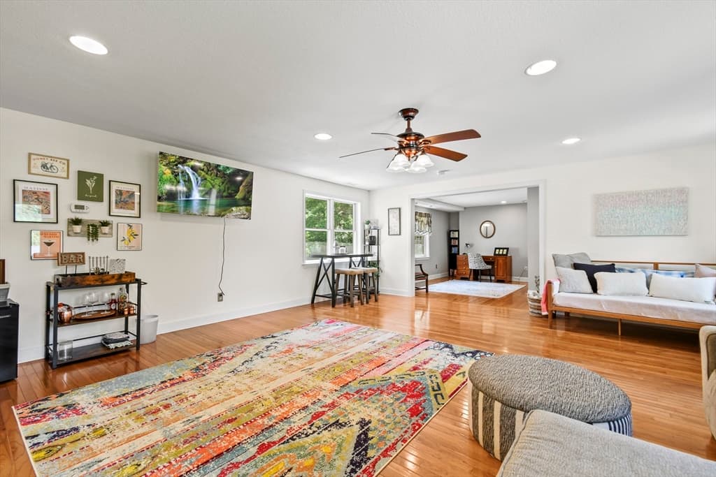 Single Family Residence at 145 Stonehill Road, East Longmeadow MA 01028, East Longmeadow, photo 19 of 42