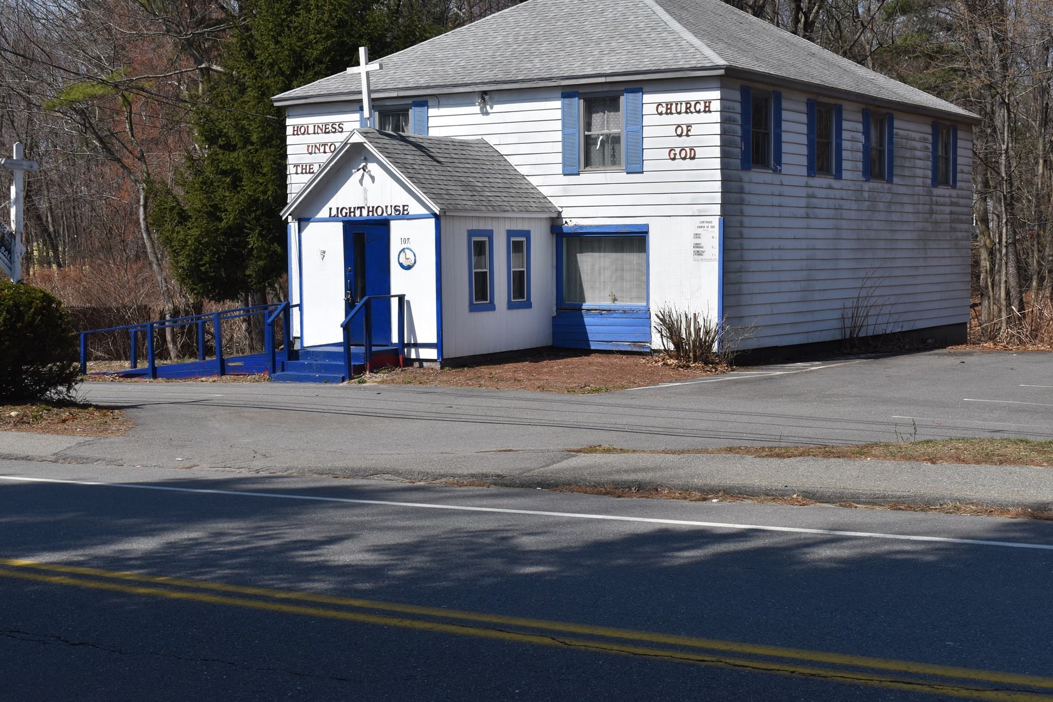 107 Whalom Road, Lunenburg MA 01462