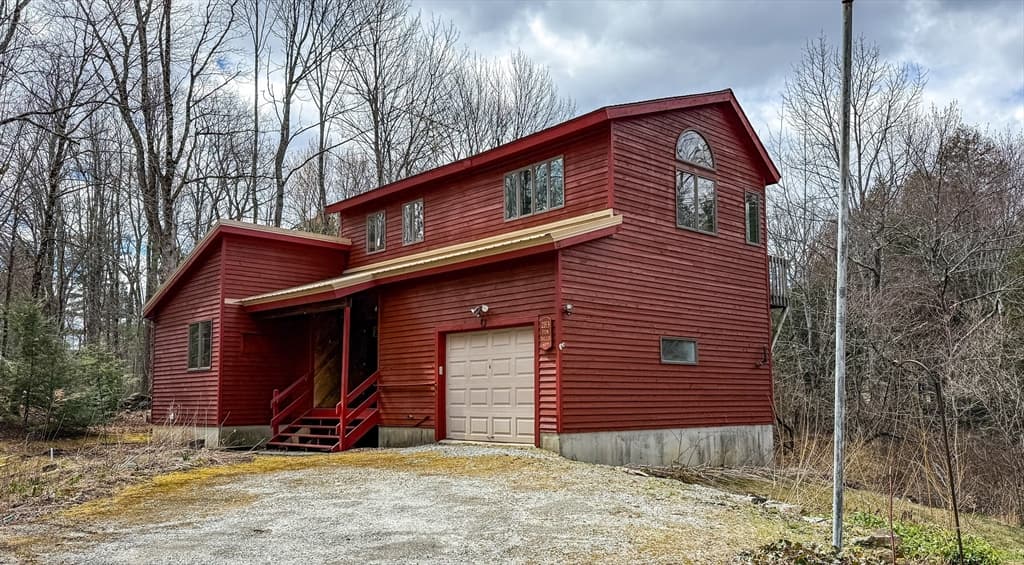 283 Benton Hill Rd, Becket MA 01223